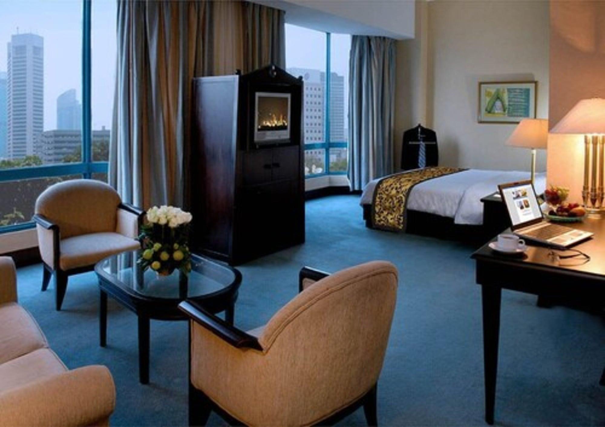 The Acacia Hotel Джакарта Екстериор снимка