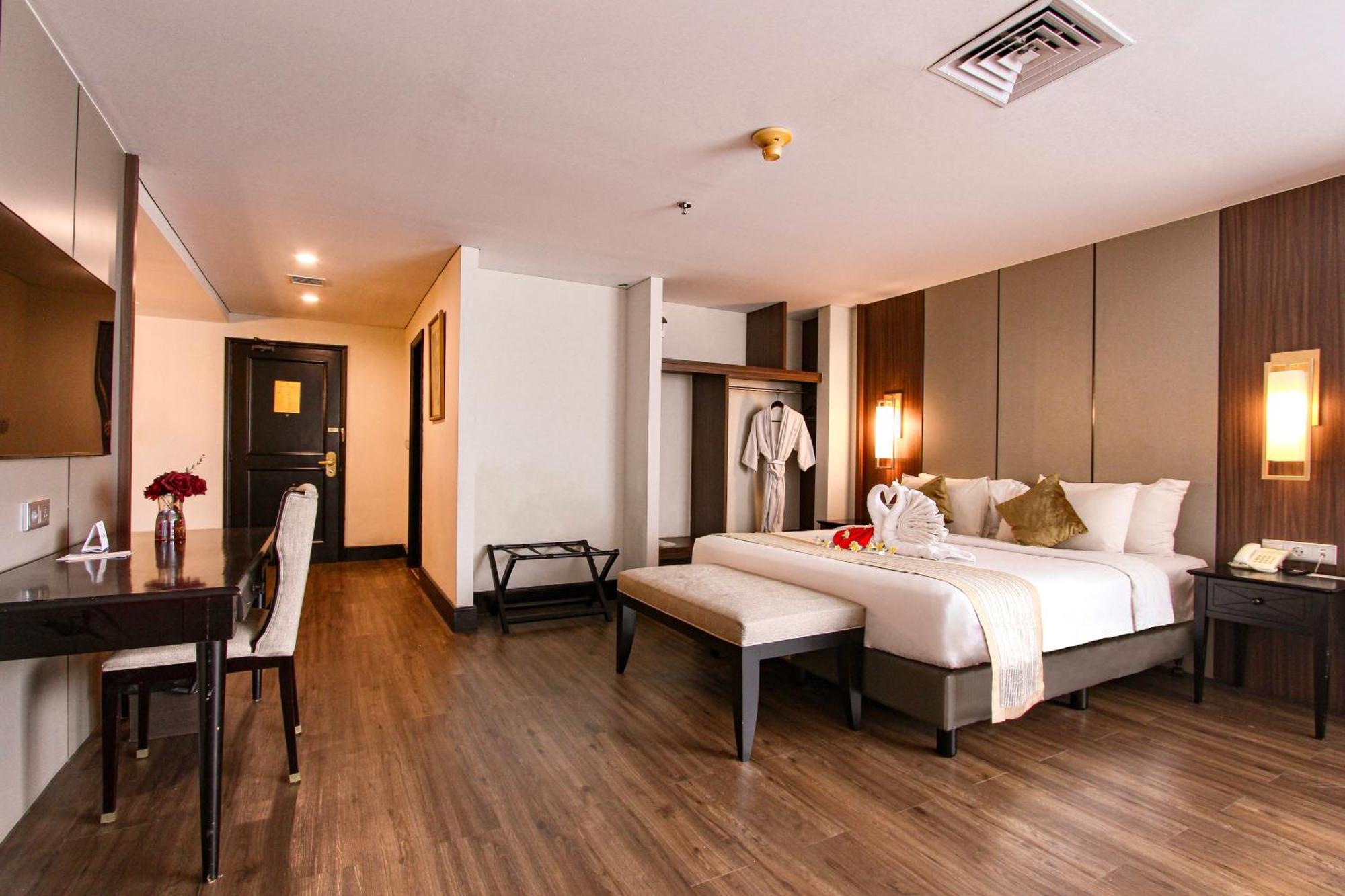The Acacia Hotel Джакарта Екстериор снимка