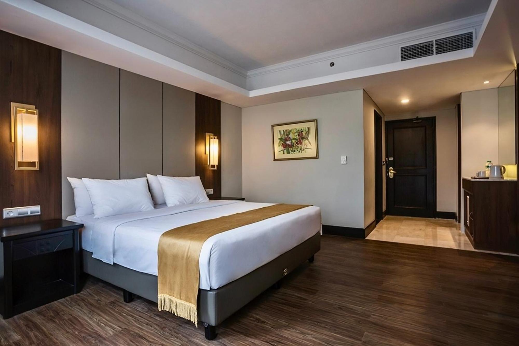 The Acacia Hotel Джакарта Екстериор снимка